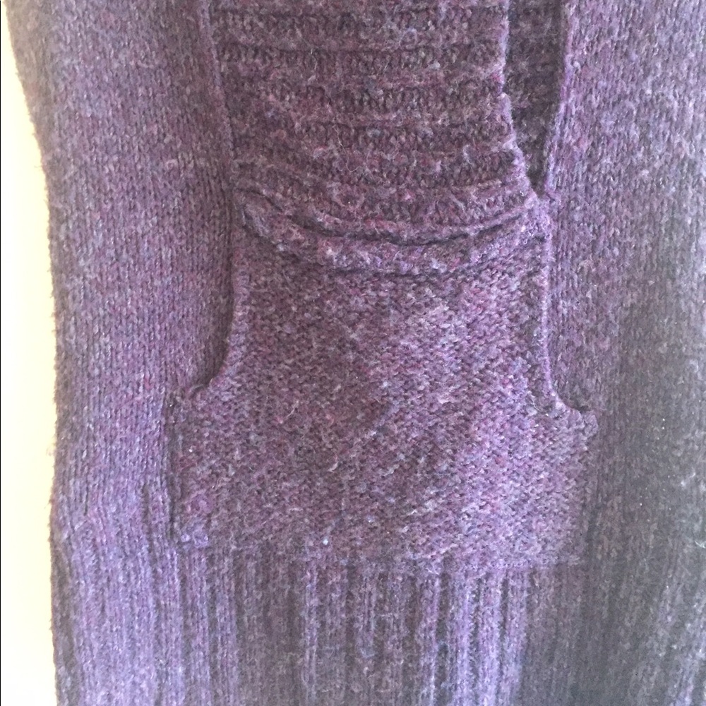 SOLD! Free People Short sleeve sweater with hood 💜 - Picture 6 of 6