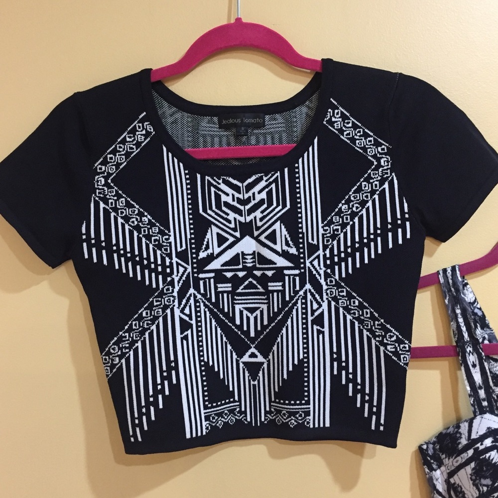 Crop top bundle (2) - Picture 2 of 5