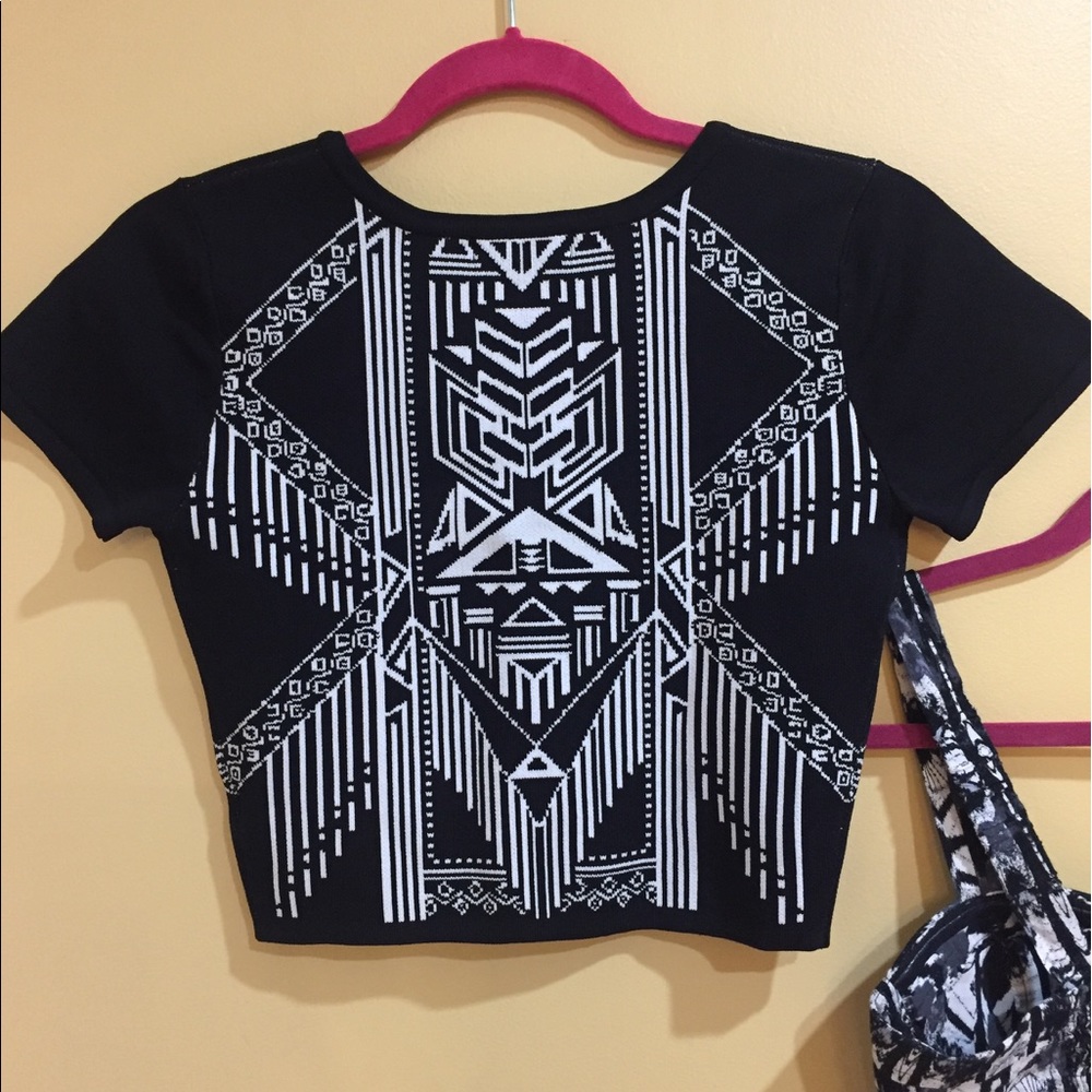 Crop top bundle (2) - Picture 3 of 5