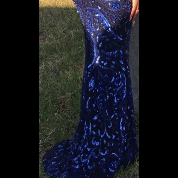 Primevera Royal Blue & Black Prom Dress😍💙💎 - Picture 7 of 8