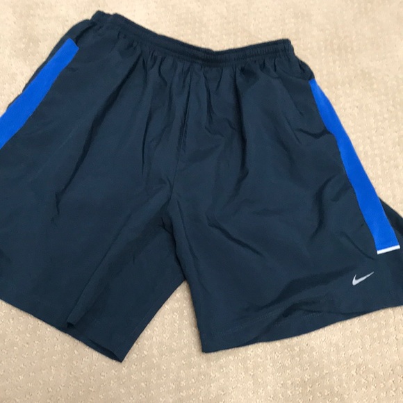 Nike shorts - Picture 1 of 2