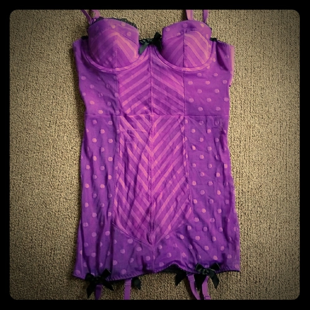 Victoria's Secret Bustier 34b