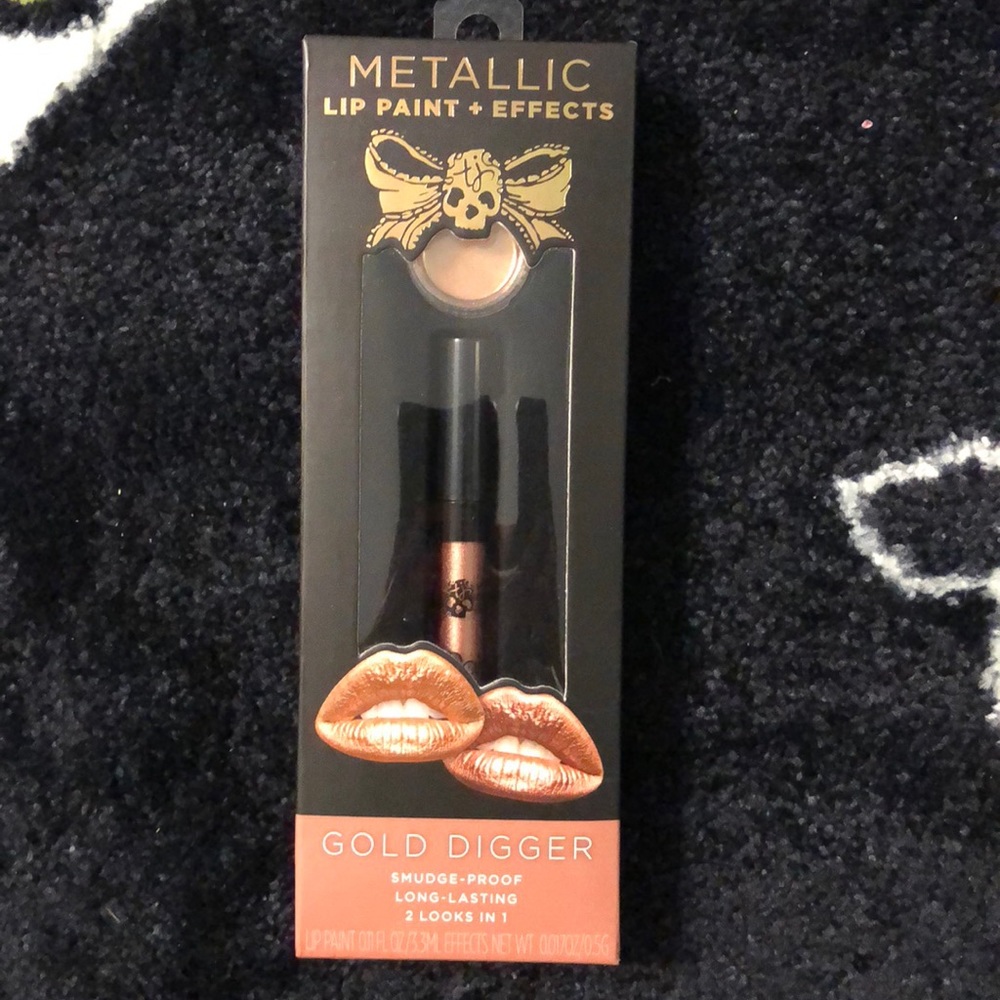 BNIB METALLIC LIP PAINT + EFFECTS GOLD DIGGER