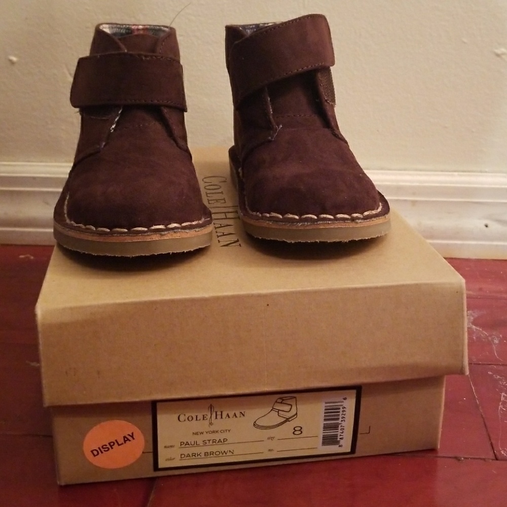 Cole Haan size 8 never worn dark brown shoes
