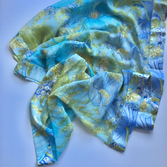 NWT Cynthia Rose Silk scarf.  $740 retail value - Picture 1 of 7