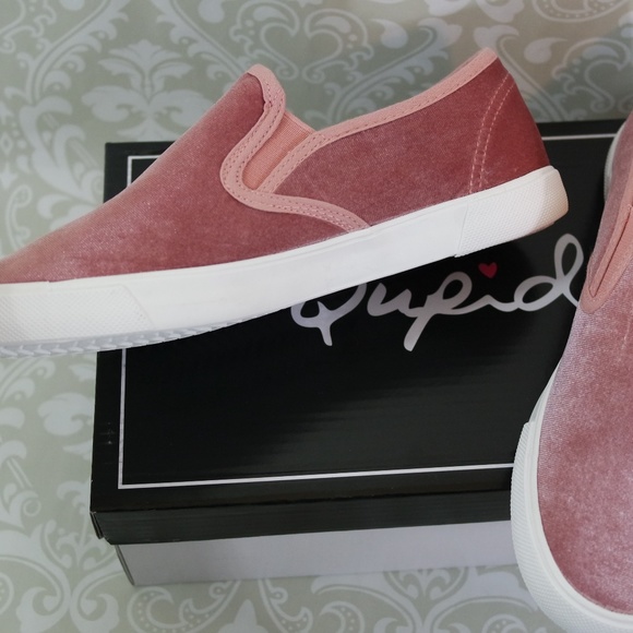 Qupid Blush Velvet Slip Ons - Picture 4 of 6