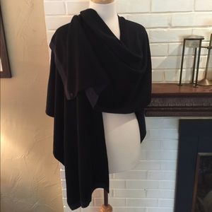 Lululemon Cardigan Scarf