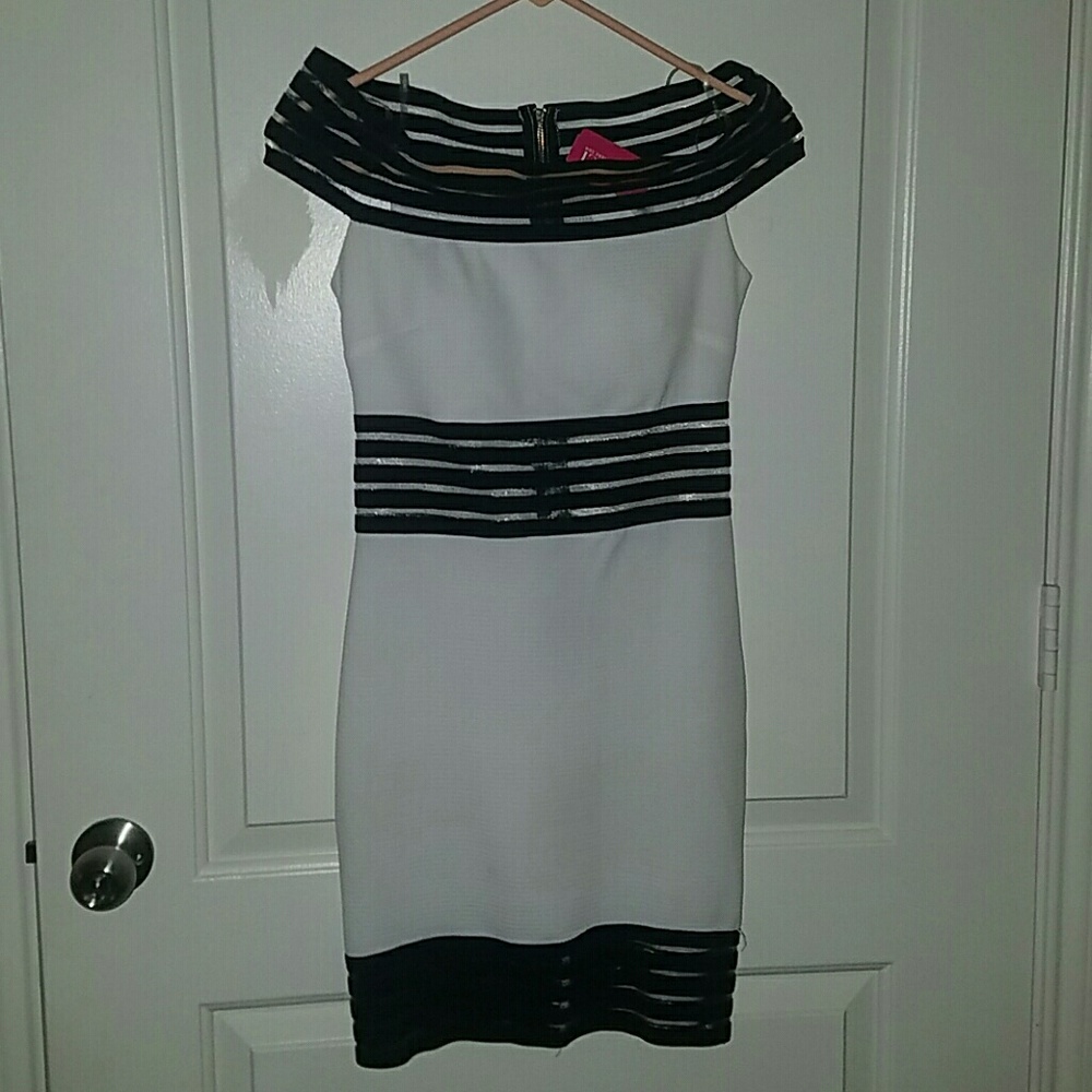Beautiful sexy dress - Picture 1 of 3