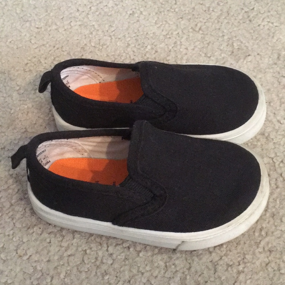 Size 4 toddler shoes