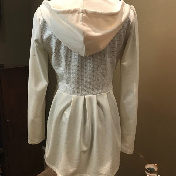 Boston Proper Cream and Sequined Jacket - Picture 2 of 2