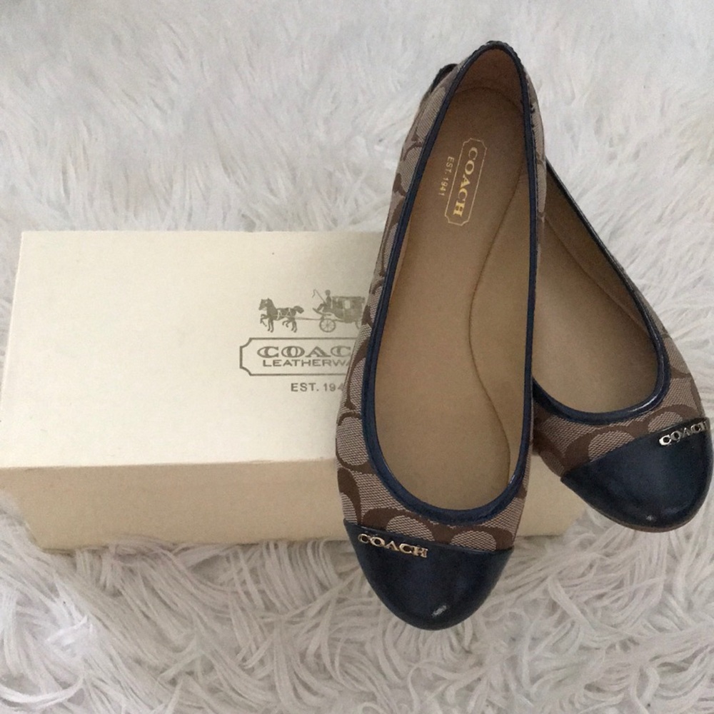 Coach canvas with dark blue patent lining flats