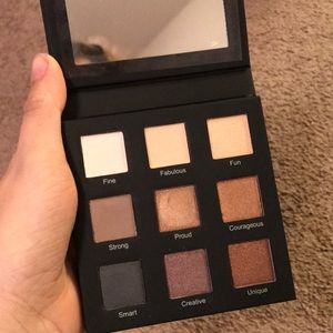Nude Eyeshadow Palette