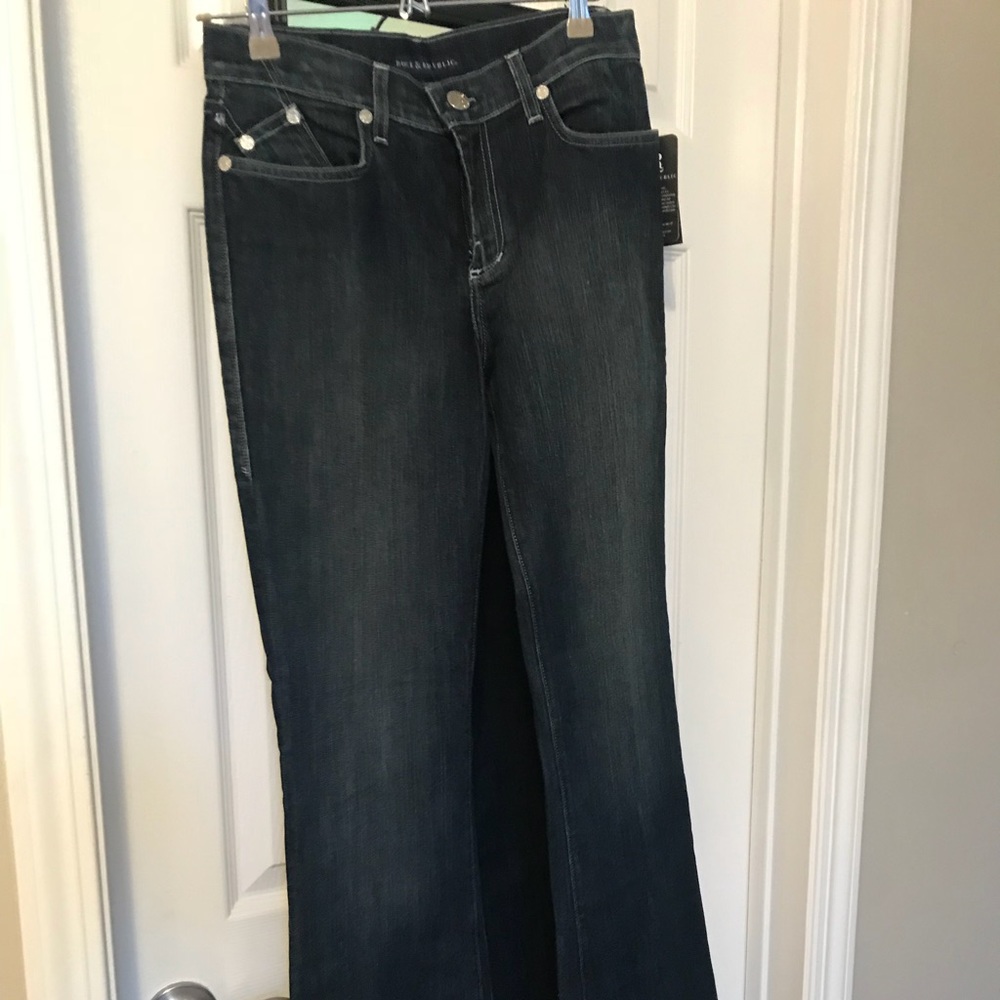 Rock and Republic boot cut jeans size 29