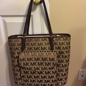 Mk purse new