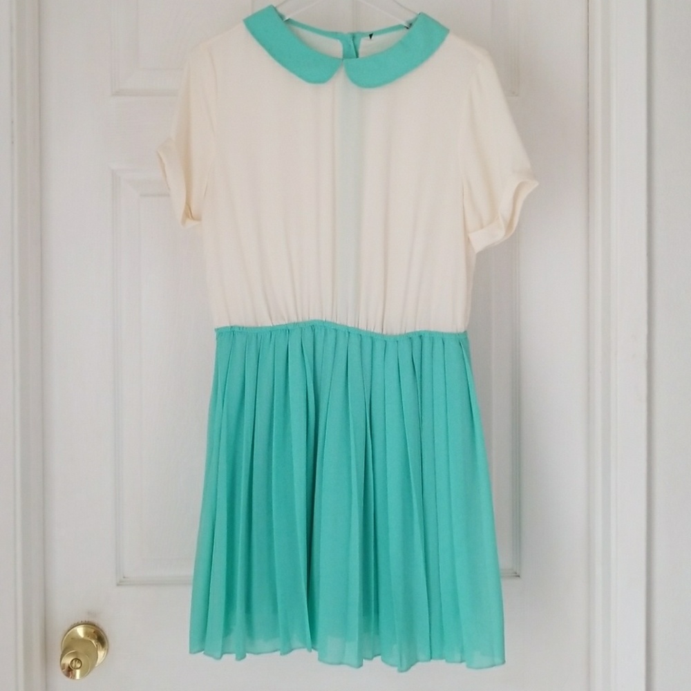 Vintage Inspired Peter Pan Collar Pleat Dress