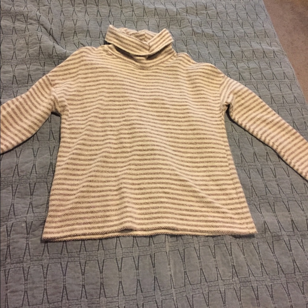 Target a new day sweater