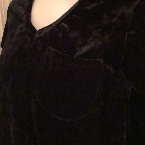 NEW🖤Black VELVET LONG pocket V-neck T-shirt - Picture 4 of 4