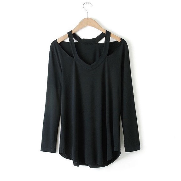 🌷Light V Neck Cold Shoulder Top - Picture 2 of 5