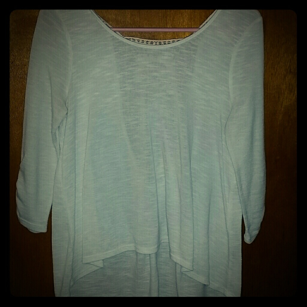 Juniors 3/4 sleeve top