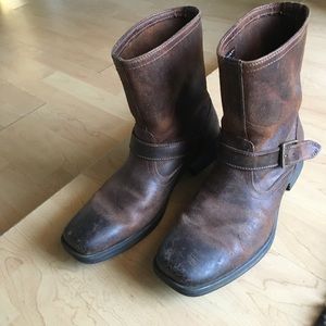 ARIAT boots