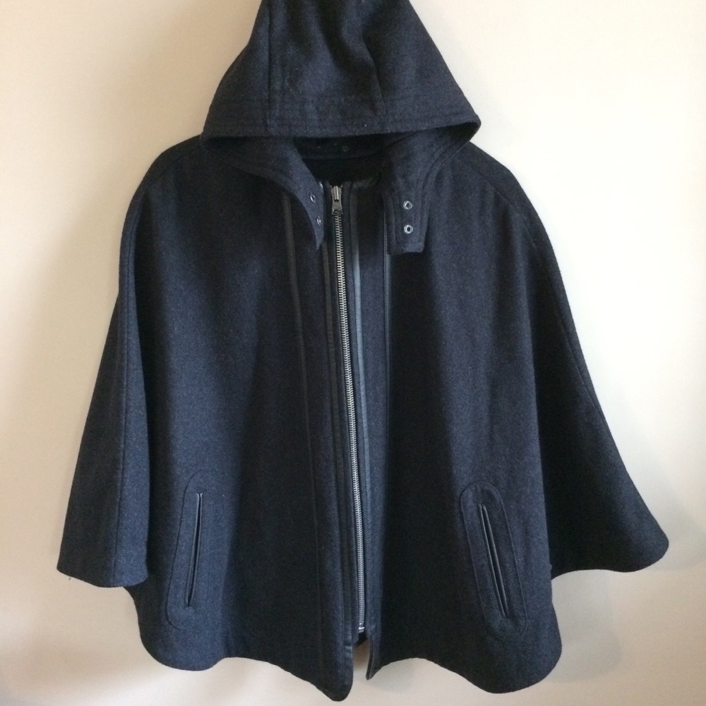 Banana republic hooded zipper capelet gray xs