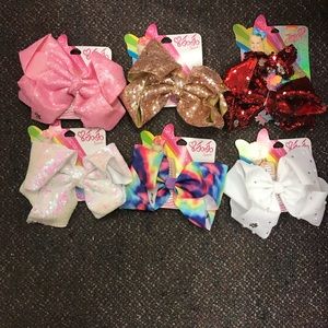 Jojo bows