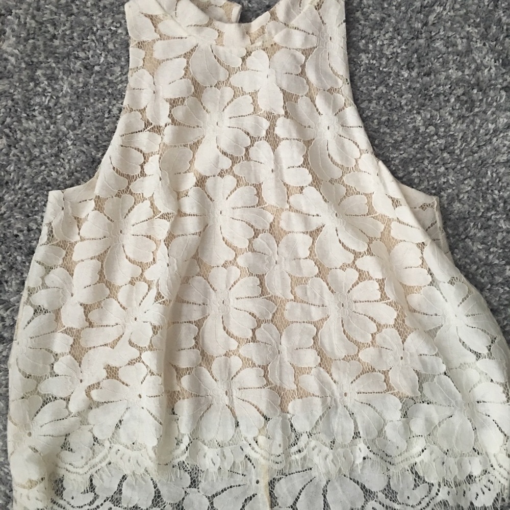 Francesca’s High neck lace crop layered tank