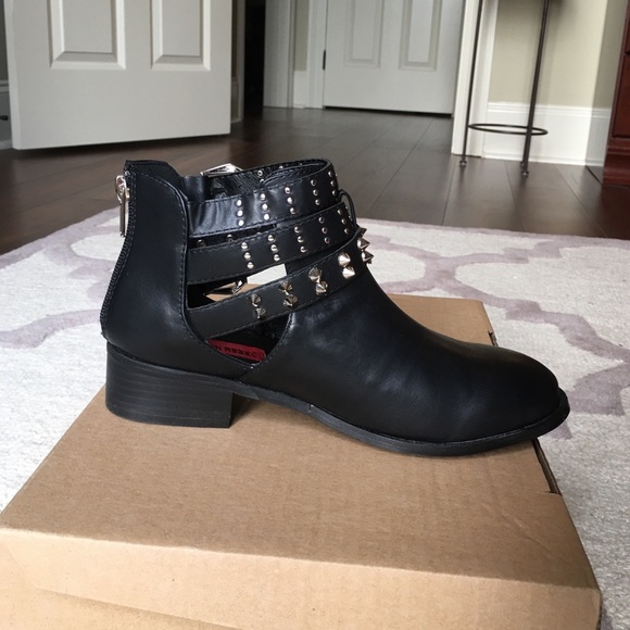 Buckle Strap Ankle Boot - ASOS - Picture 5 of 8