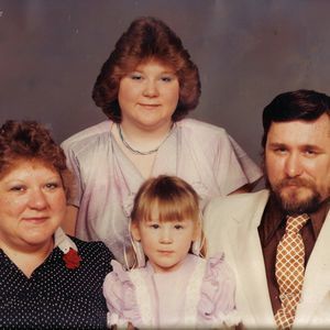 Meet your Posher, Teresa