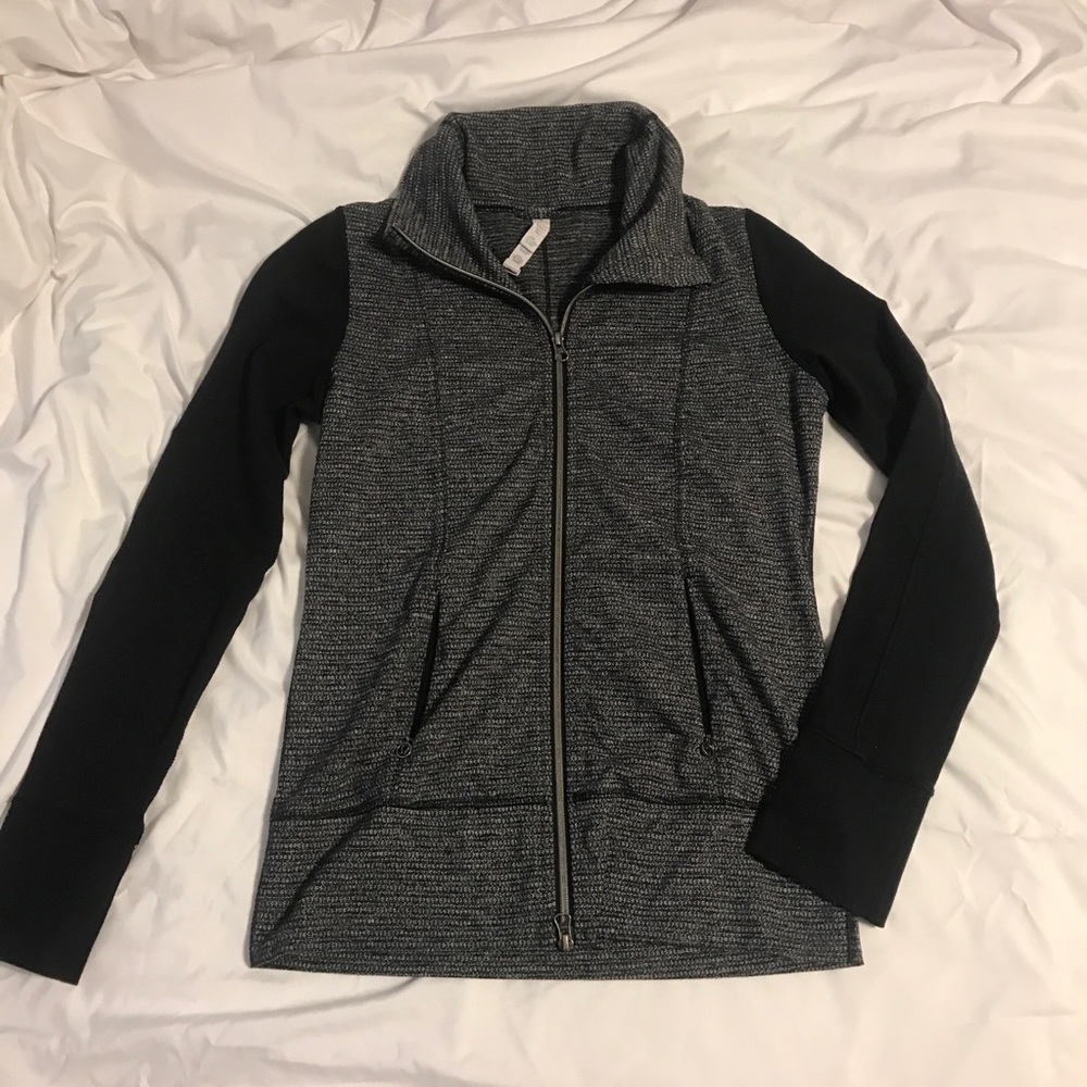 lululemon athletica zip up jacket women's size 6