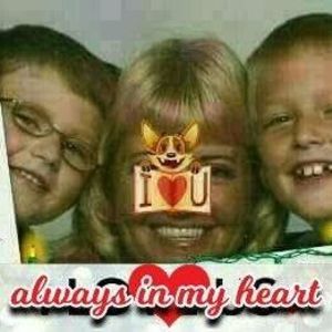 Meet your Posher, Cynthia