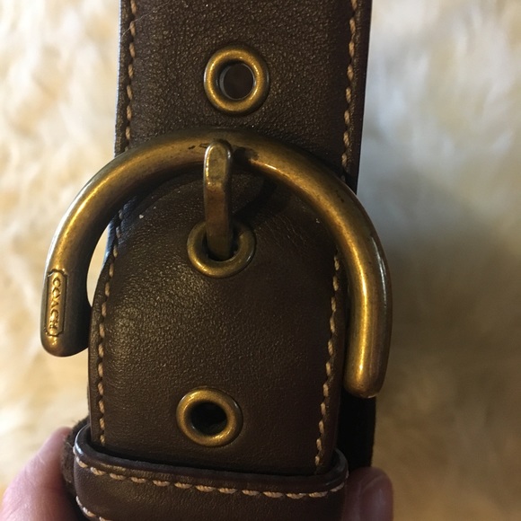 Classic Coach brown leather purse - Picture 4 of 7
