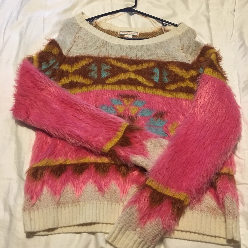 “Flying Tomato” sweater