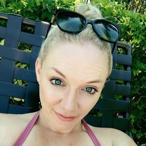 Meet your Posher, Caitlyn