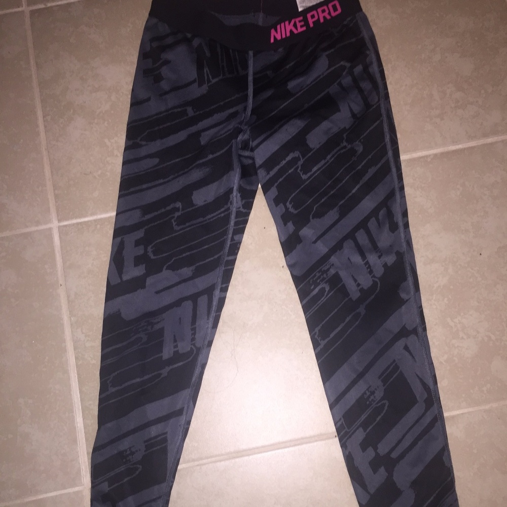 Nike leggings