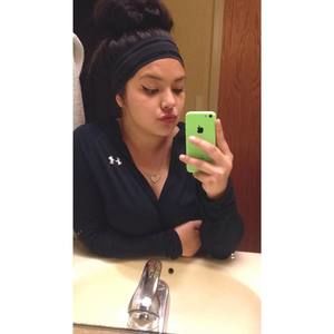 Meet your Posher, Chanita