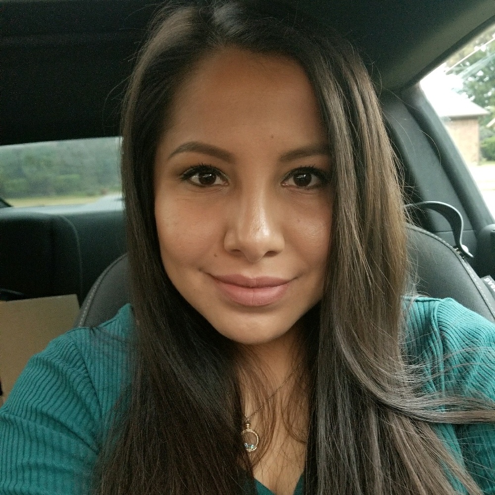 Meet your Posher, Gaby