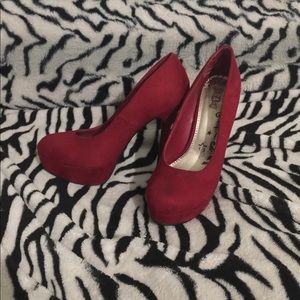 High heel red pumps size 6 1/2