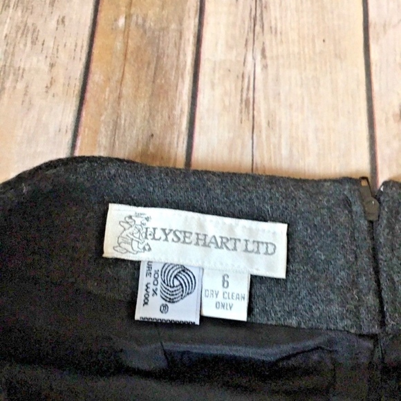 100% Pure Wool Skirt - Picture 2 of 4