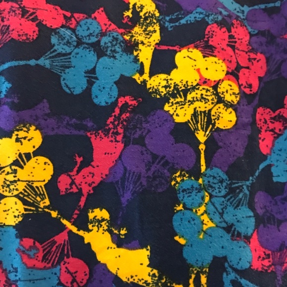 LuLaRoe Leggings - Picture 2 of 3