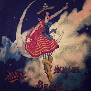 Girl in the Moon tee