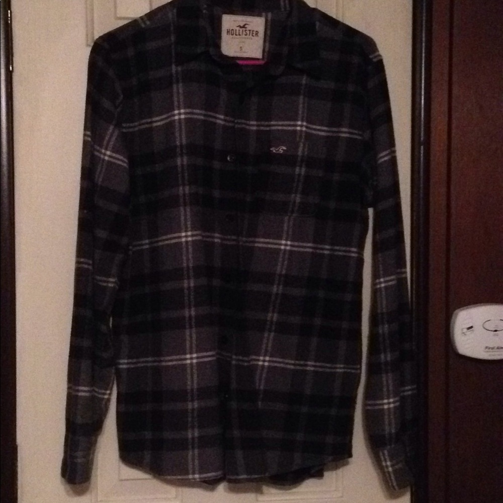gray hollister flannel