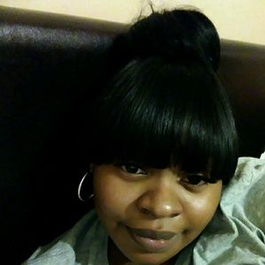 Meet your Posher, Camisha