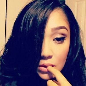 Meet your Posher, Rocio