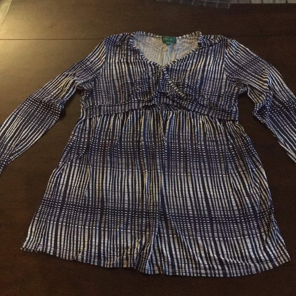Belly Moms maternity top