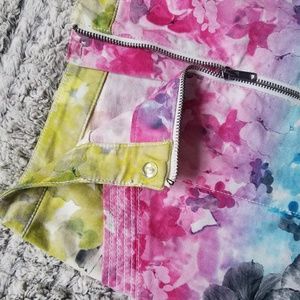 H&M Vintage Kaleidoscope Zip Up Mini Skirt