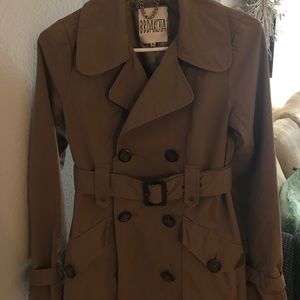 BB Dakota Taupe Trenchcoat