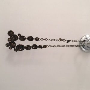 Unique Sorrelli rhinestone statement necklace.