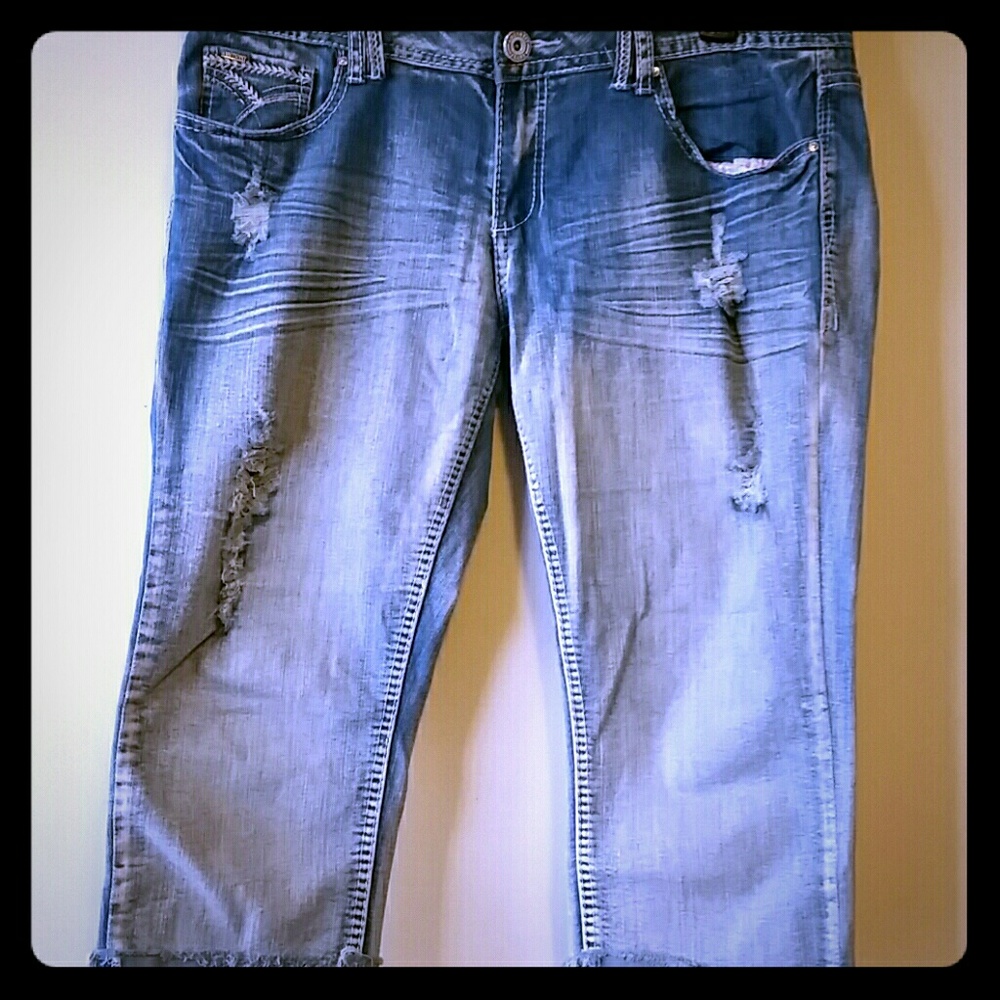Capri Jeans