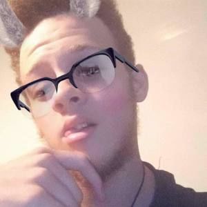 Meet your Posher, Devin